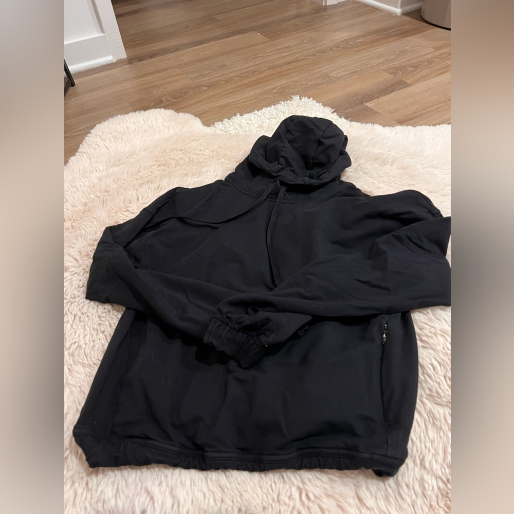 Lululemon hoodie size 4